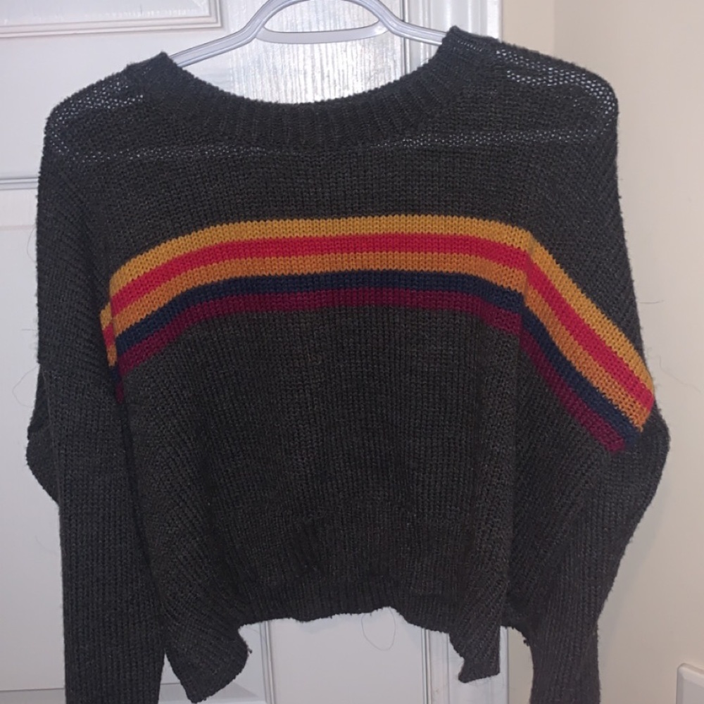 Grey cropped sweater